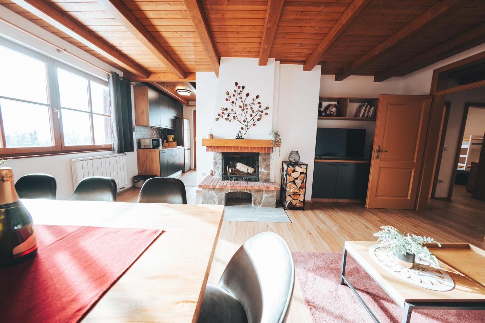 Apartment Bolfenk Pohorje - Forest Nest Hočko Pohorje المظهر الخارجي الصورة